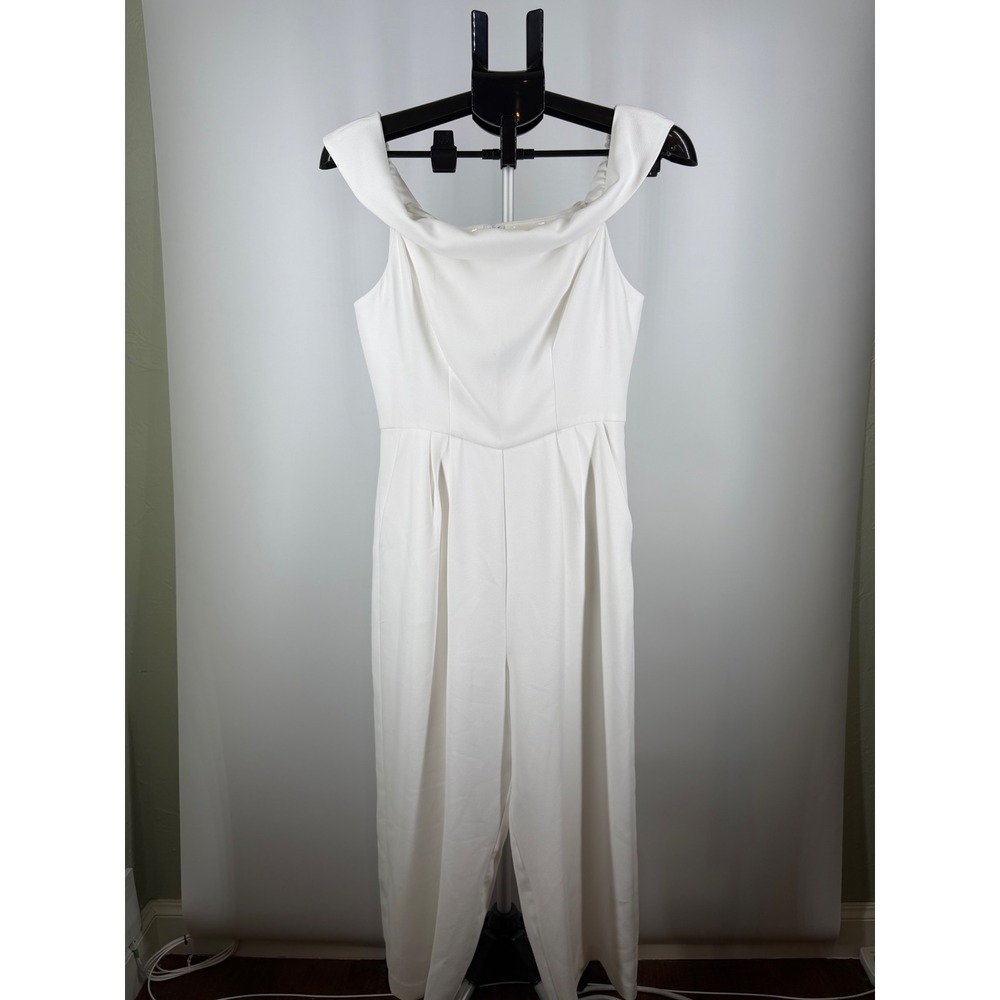 BCBGeneration White Off The Shoulder Wide Leg‎ Jumpsuit Size 6 Bridal Party